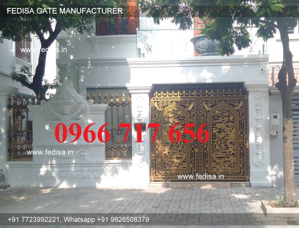 Front Gate-0135