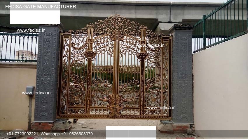 Front Gate-0267