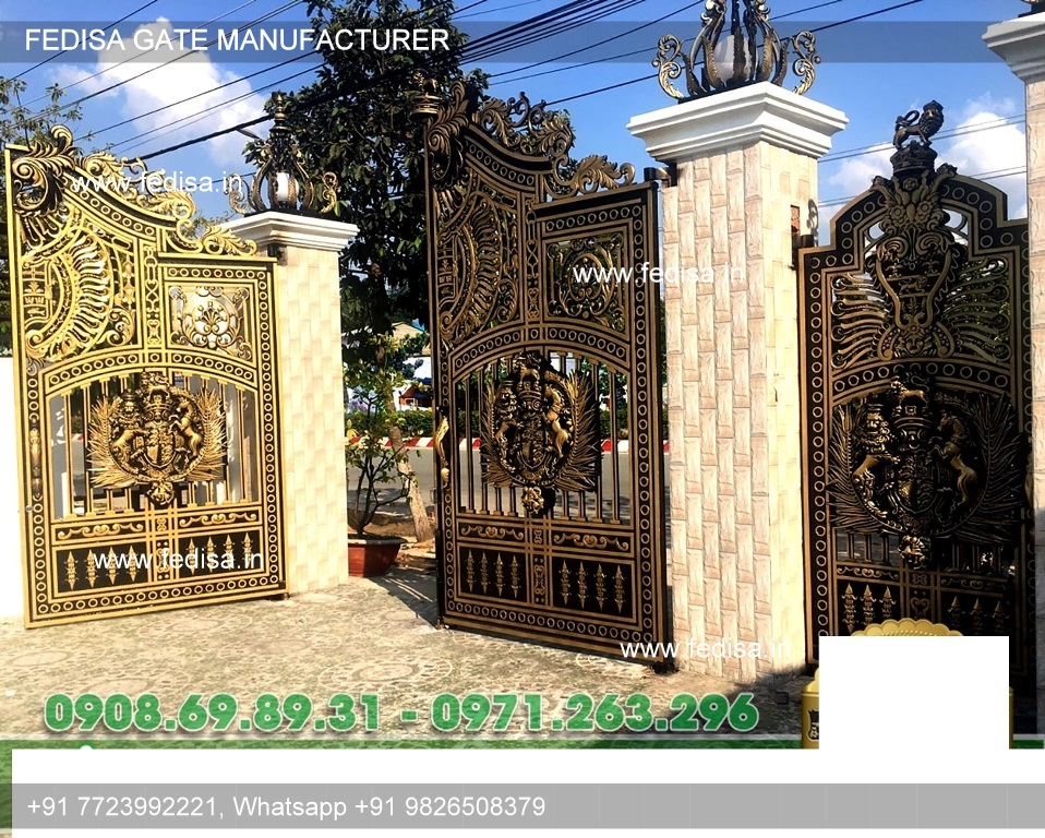 Front Gate-1007