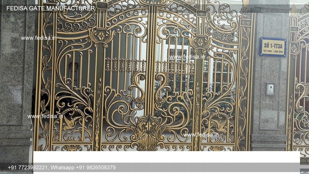 Front Gate-1075