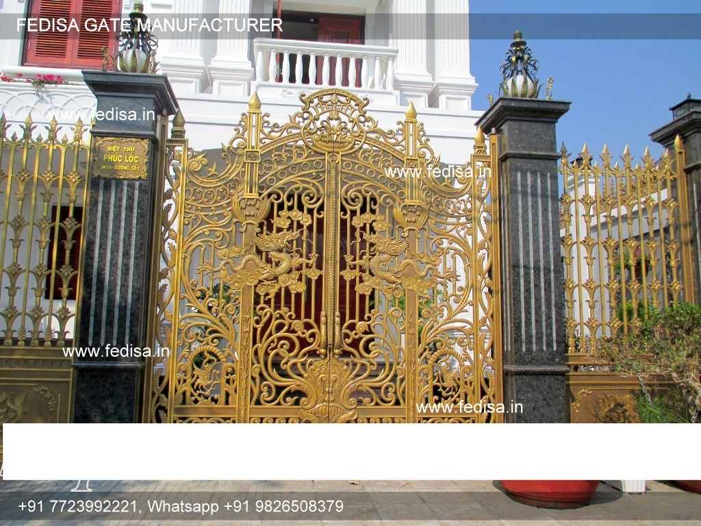 Front Gate-1160