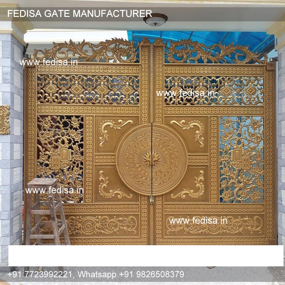 Front Gate-1249