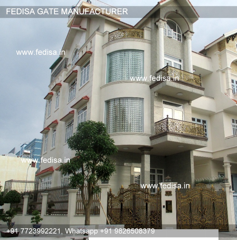 Front Gate-1358