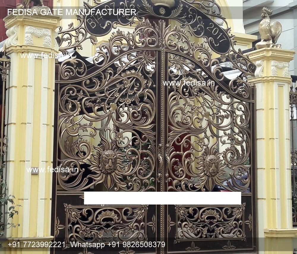 Front Gate-1383