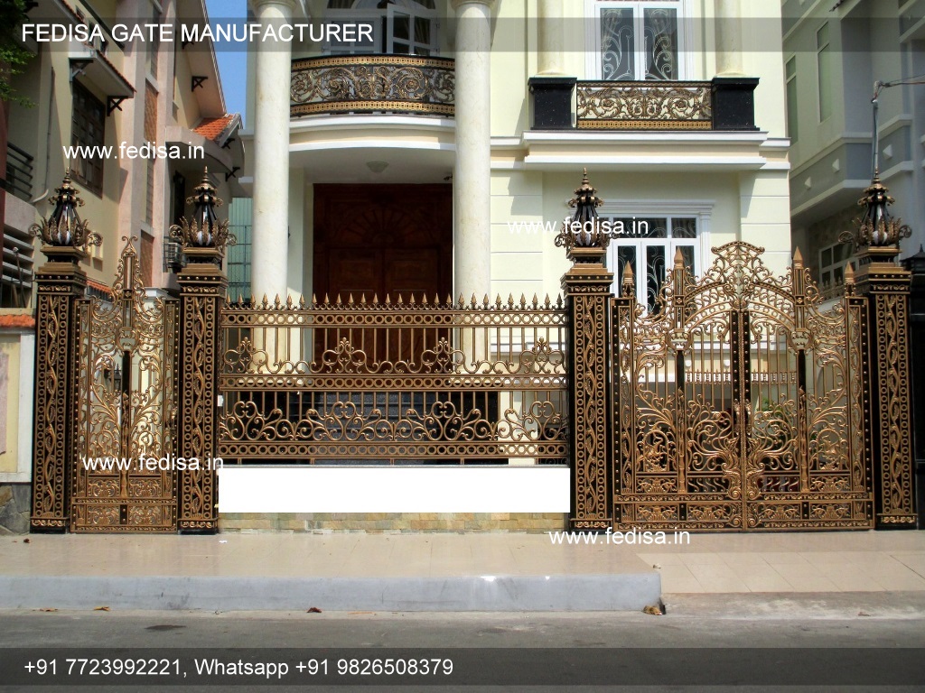 Front Gate-1580