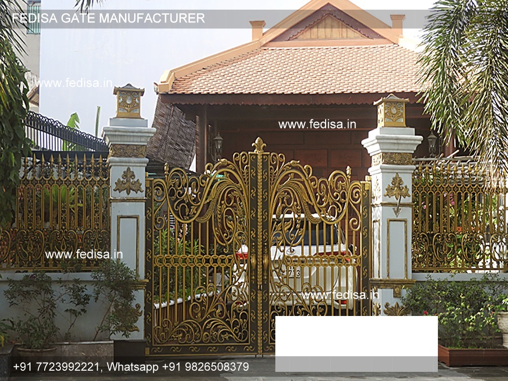 Front Gate-3464