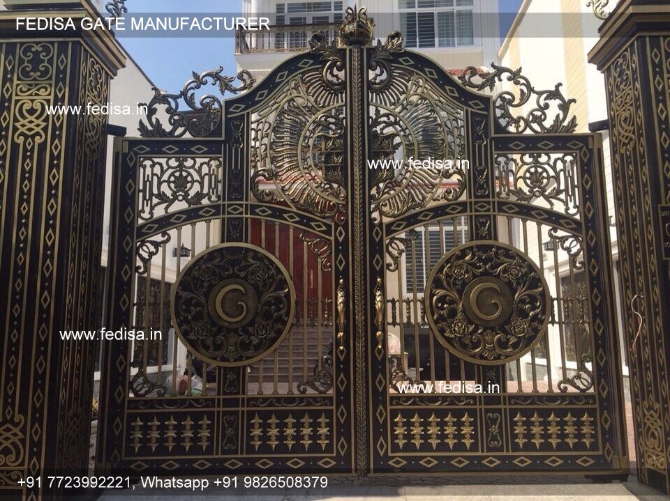 Front Gate-3726