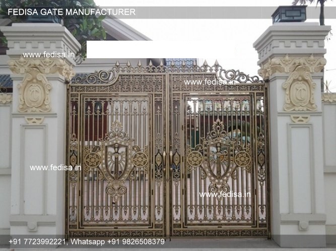 Front Gate-3844