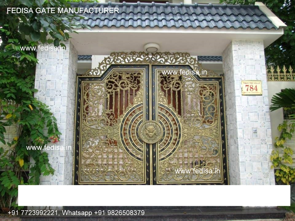 Front Gate-3892