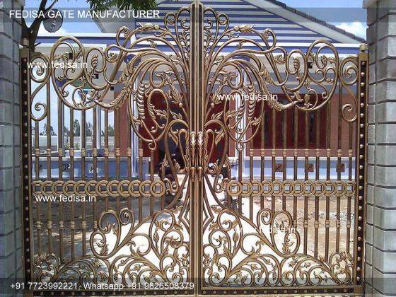 Iron Main Gate-0140
