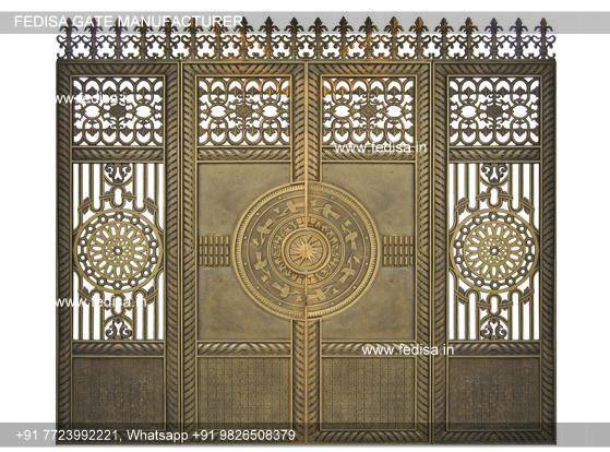 Iron Main Gate-0141