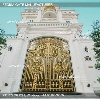 Iron Main Gate-0292