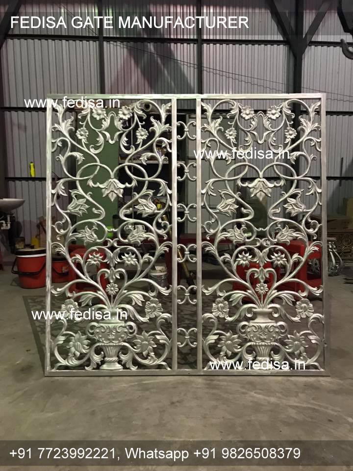 Iron Main Gate-0375