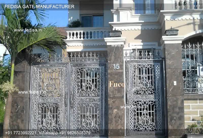 Iron Main Gate-0387