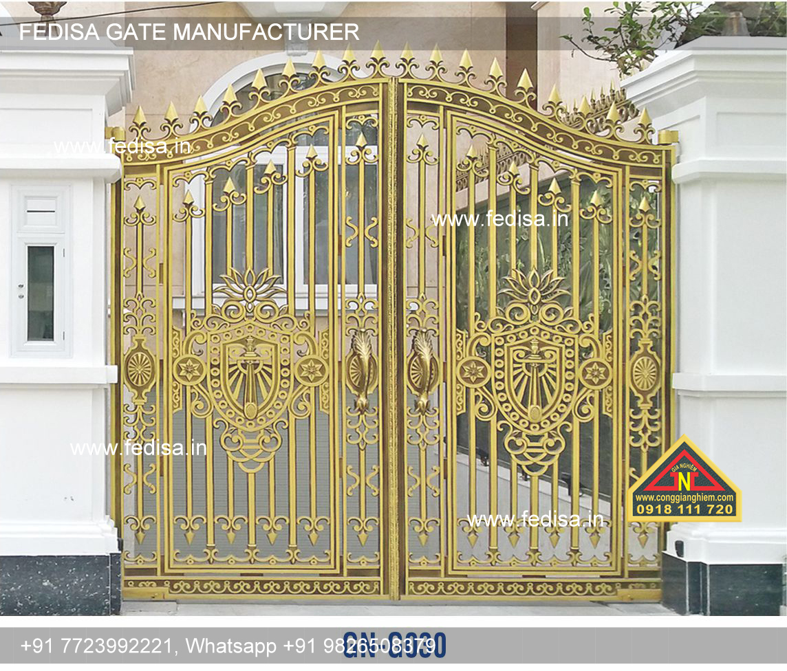 Iron Main Gate-0685