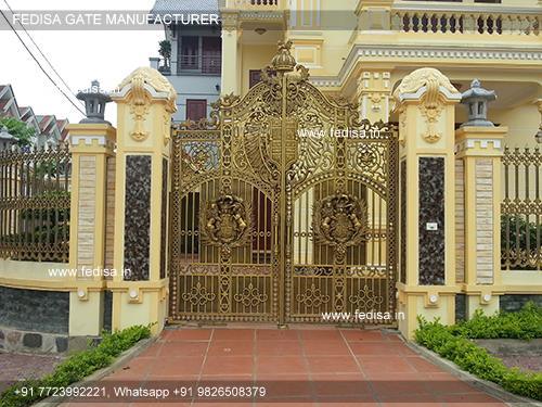 Iron Main Gate-0727