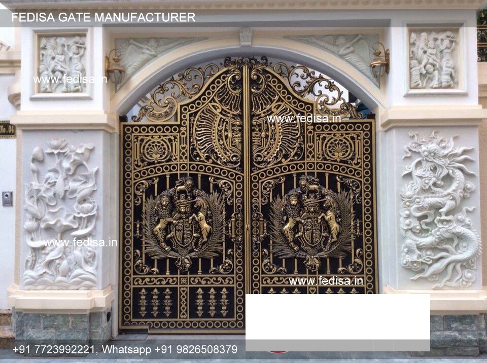 Iron Main Gate-1104