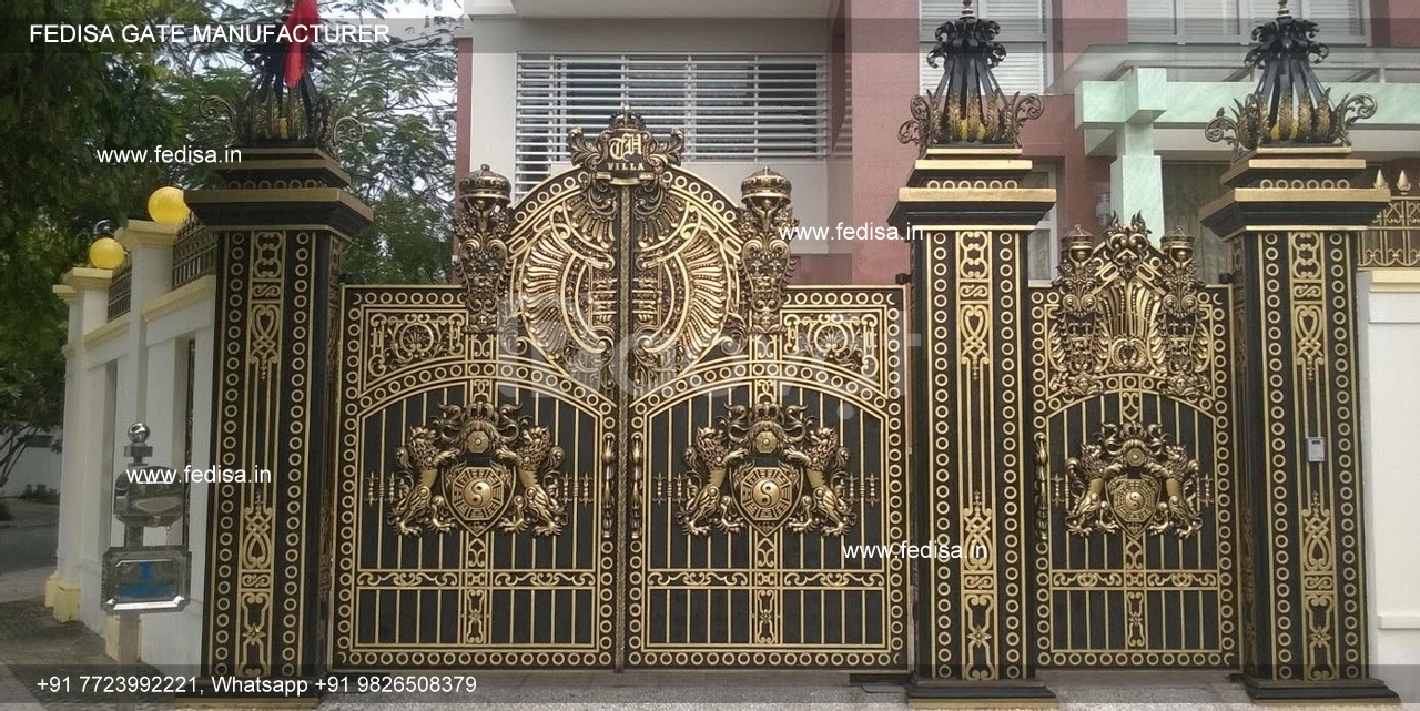 Iron Main Gate-1135