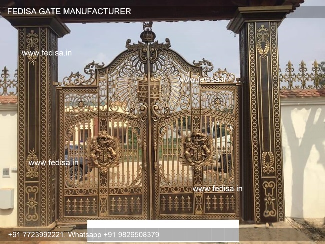 Iron Main Gate-1744