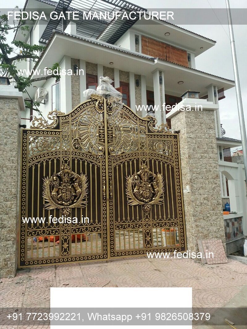 Iron Main Gate-2738