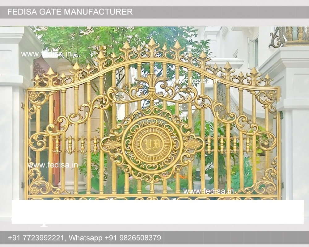 Iron Main Gate-3265