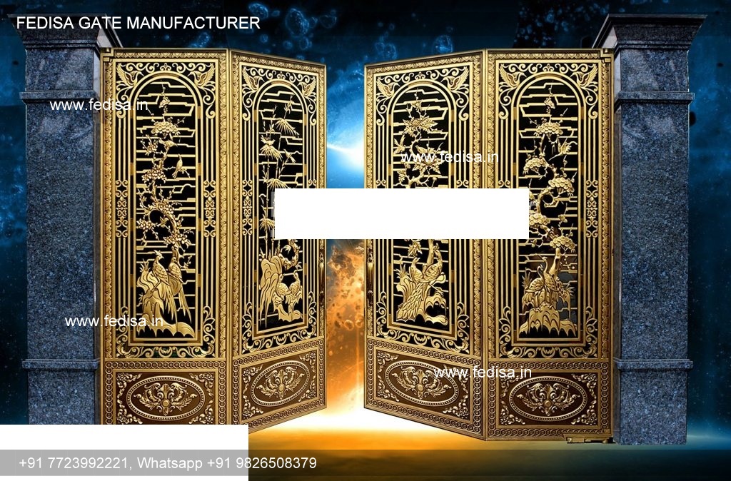 Iron Main Gate-3402