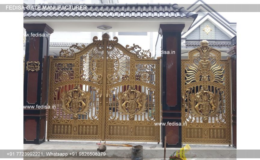 Iron Main Gate-3865