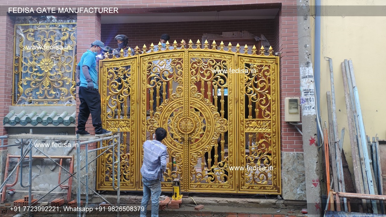 Iron Main Gate-3946