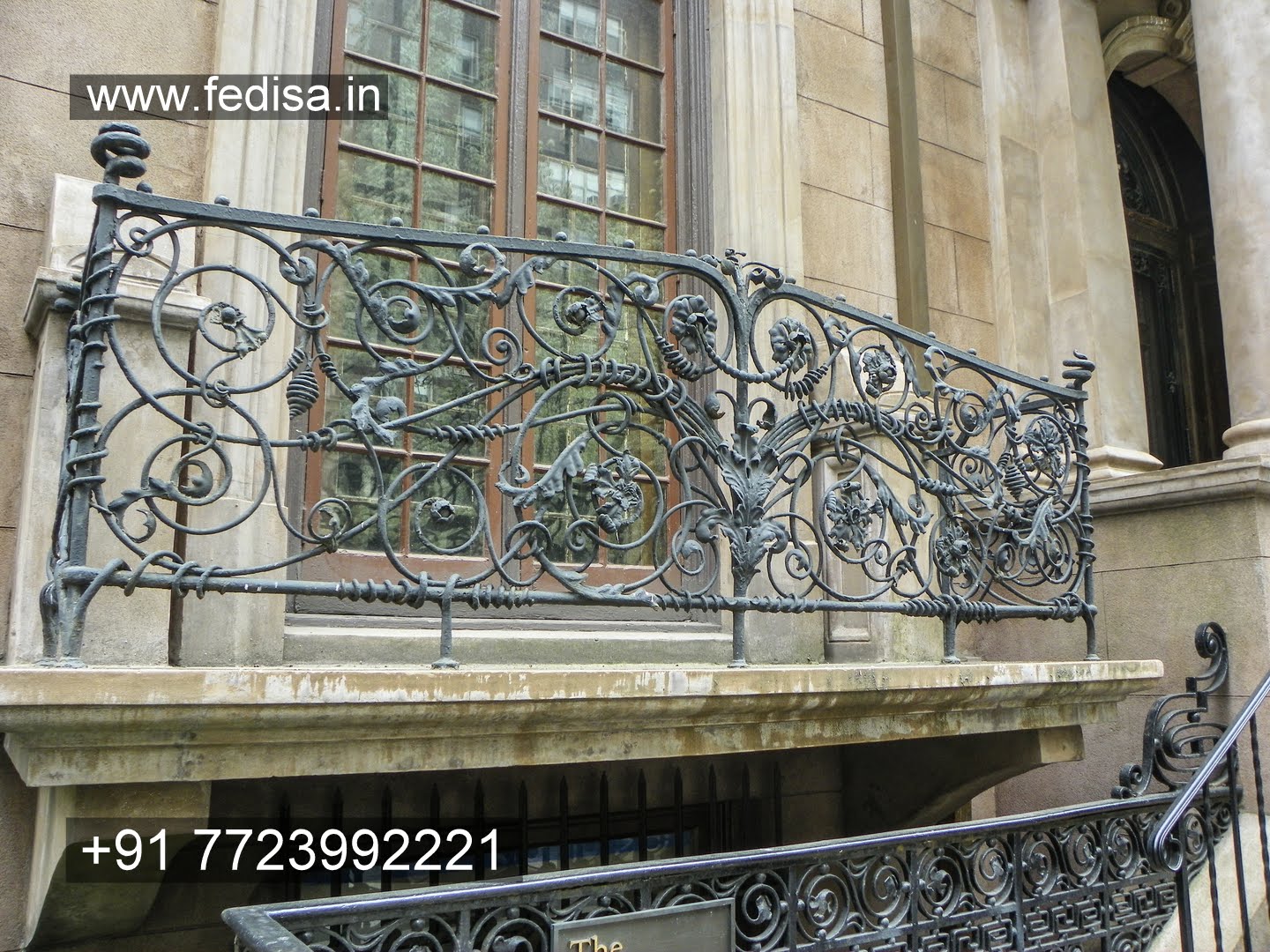 Design stairs from modern to classic