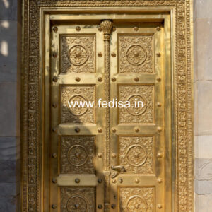 Stylish Brass Staircase Railing With Decorative Elements Staircase Bar Design