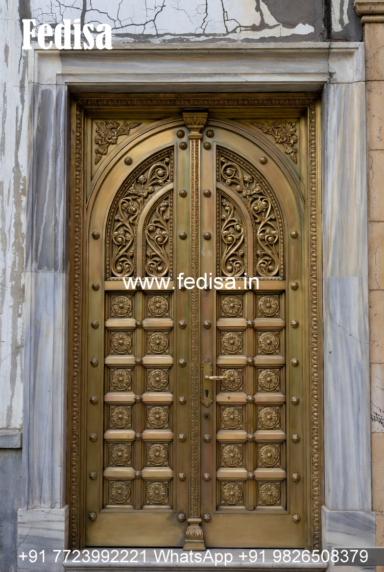 Designer Brass Staircase Railing With Fine Finish Box Stairs Design