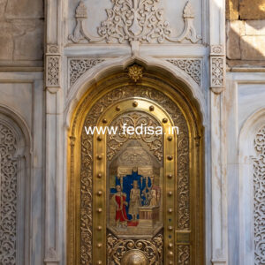 Brass Railing Design For Elegant Staircase Decor Interesting Staircase Design