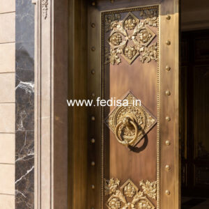 Classic Brass Staircase Railing With Royal Finish Vertical Railing Design For Balcony