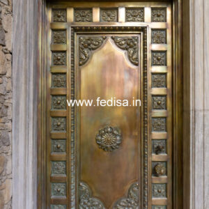 Brass Stair Railing Design For Modern Living Spaces Steel Railing Glass Wali