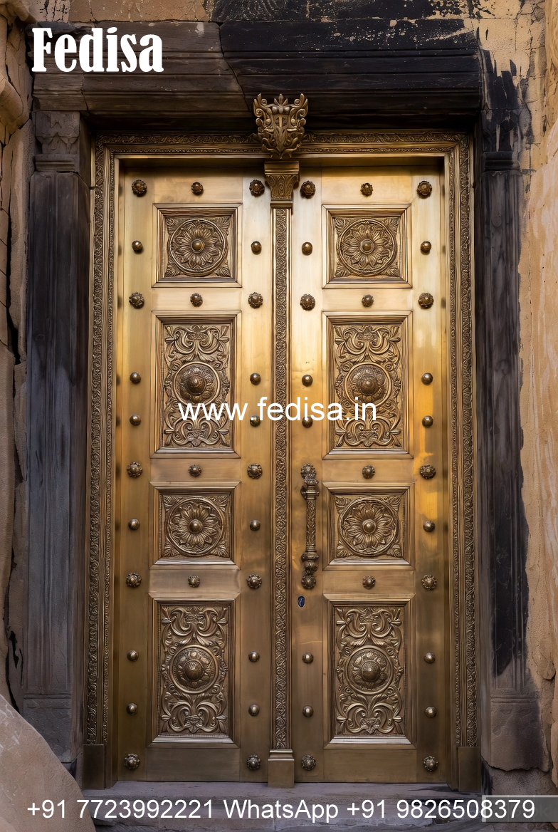 Antique Brass Staircase Railing With Classic Finish Lohe Ki Window Ke Design