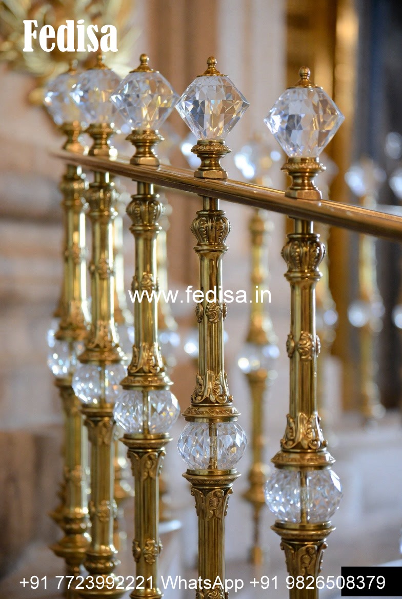 Artistic Brass Railing Design For Interiors