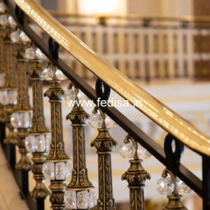 Luxury Brass Handrail For Grand Staircases Welding Railing Design