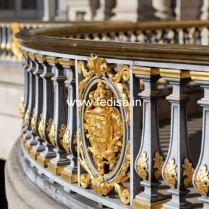 Artistic Brass Railing Design With Luxury Look Entrance Grill Design