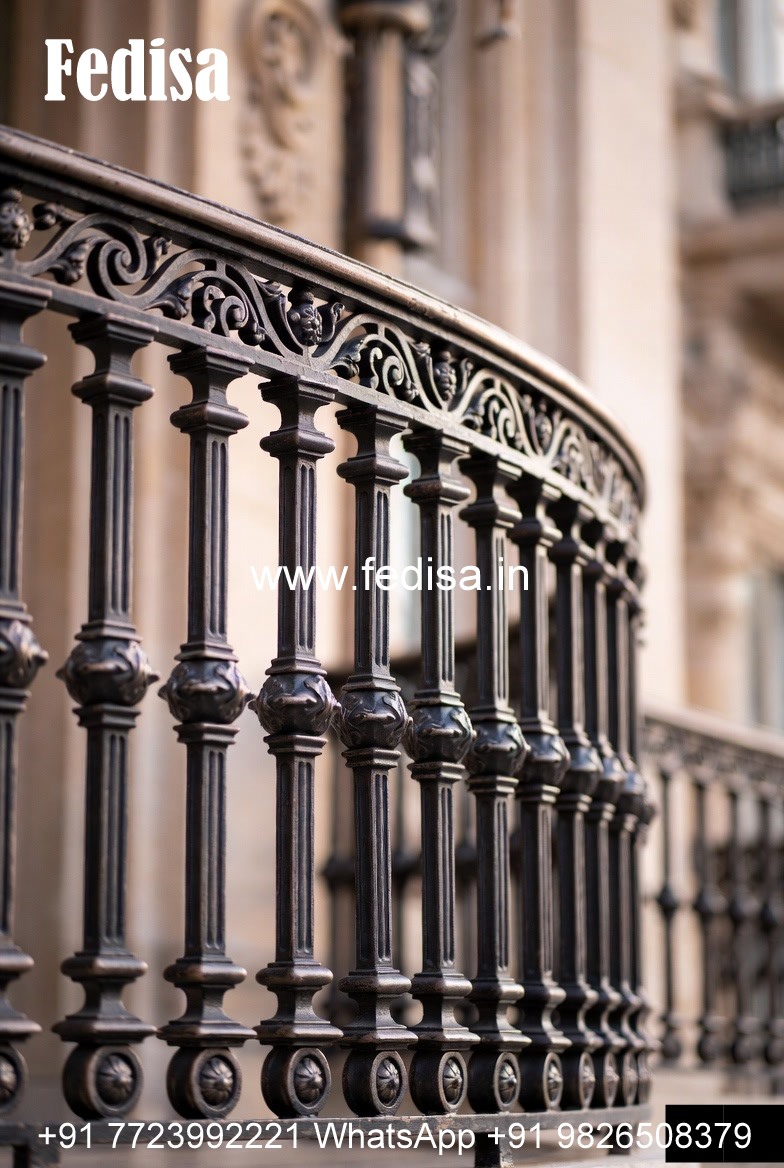 Stylish Brass Balcony Railing With Artistic Design Double Door Grill Gate