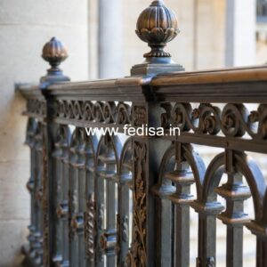 Elegant Brass Handrail For Luxury Staircases Round Pipe Grill Design